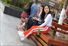 Sports pants and dangling legs